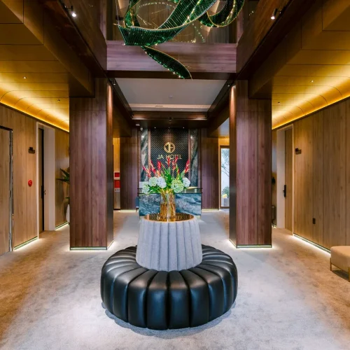 anh-Hotel-1